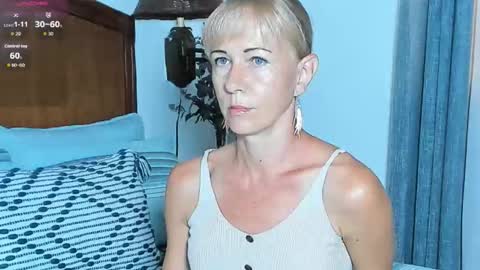 Snapshot of im_beautiful chatting on November 6, 2025, 12:50 pm Christine - online show from November 6, 2025, 12:50 pm