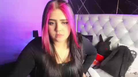 im_bunny__ online show from January 14, 2026, 4:34 pm