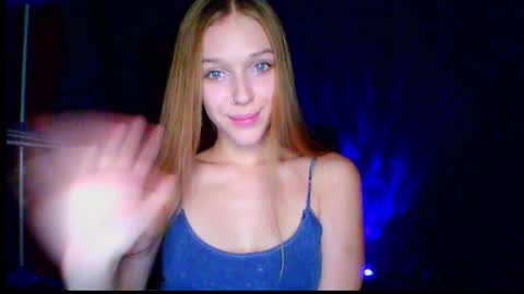 Blonde and Brunette or Ashley and Ellis online show from November 29, 2025, 4:32 pm