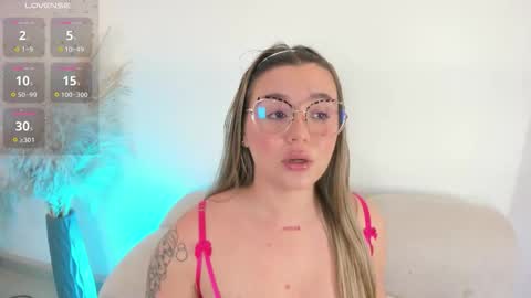 DAHLIA online show from March 16, 2026, 9:19 pm