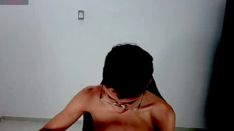 im_david01 online show from April 11, 2026, 4:11 pm