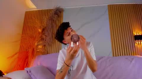 Snapshot of im_ethan chatting on July 24, 2026, 11:30 am ETHAN online show from July 24, 2026, 11:30 am