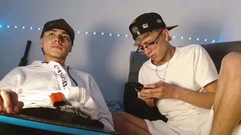 im_juanda online show from March 12, 2025, 2:20 am