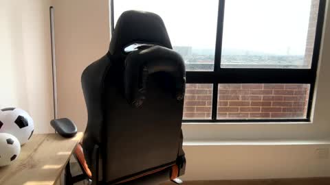 Laia online show from January 9, 2025, 7:08 pm