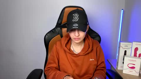 Laia online show from January 28, 2025, 4:08 am