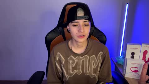 Laia online show from February 6, 2025, 12:22 am