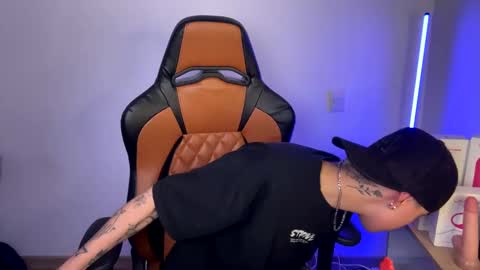 Laia online show from February 11, 2025, 2:25 am