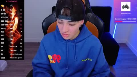 Laia online show from October 19, 2025, 2:45 am