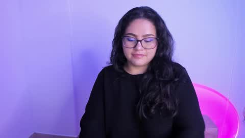 mei mei uwu online show from September 24, 2025, 9:40 pm