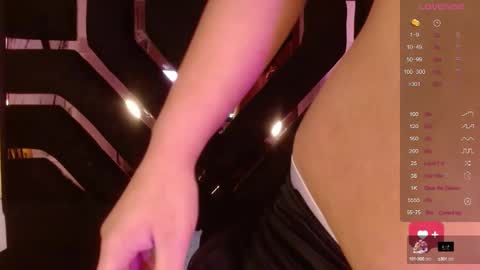 milan online show from October 2, 2025, 3:57 am