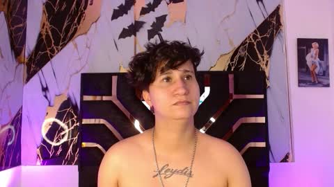 milan online show from November 14, 2025, 5:17 am