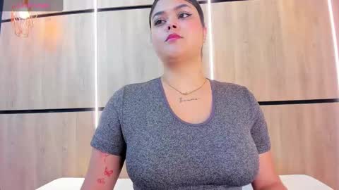 Snapshot of im_mou_ chatting on March 10, 2025, 12:37 pm im mou online show from March 10, 2025, 12:37 pm