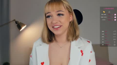 Snapshot of im_not_shy chatting on January 11, 2025, 11:46 pm Katrina online show from January 11, 2025, 11:46 pm