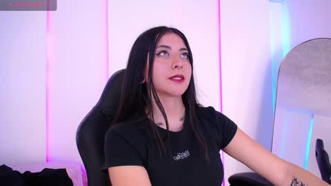 Jade Rosse online show from March 27, 2026, 7:02 pm