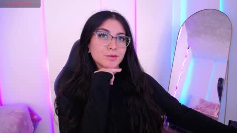 Jade Rosse online show from April 6, 2026, 7:04 pm