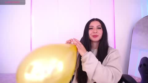 Jade Rosse online show from April 15, 2026, 9:04 pm