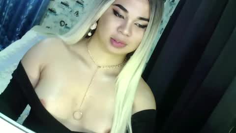 zhy online show from February 16, 2025, 11:59 pm