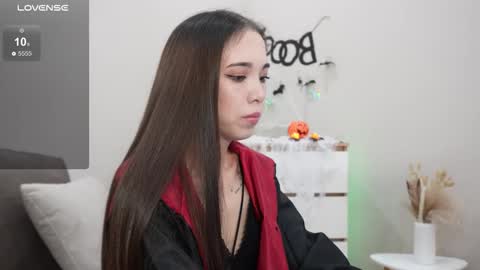 Snapshot of imaginasian_ chatting on October 31, 2025, 4:02 am imaginasian online show from October 31, 2025, 4:02 am