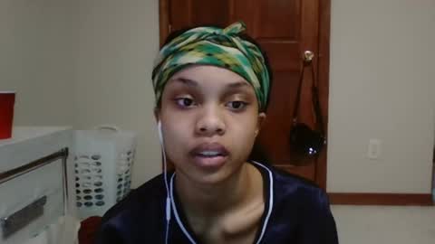 scarlett amour online show from February 7, 2025, 8:44 am