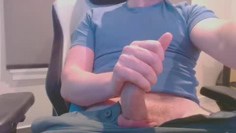 imanobody2u online show from April 8, 2026, 6:13 am