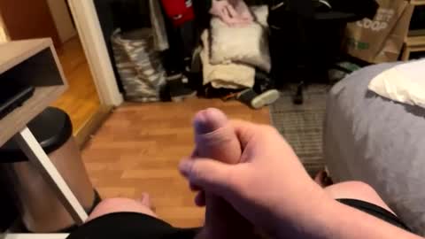 imbrokeeen online show from February 2, 2025, 7:57 pm