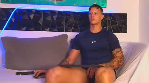 Snapshot of imconor chatting on March 10, 2025, 10:24 pm imconor online show from March 10, 2025, 10:24 pm