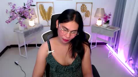 Ashley online show from December 24, 2024, 6:22 am