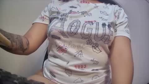 mia latina online show from March 31, 2026, 11:43 am