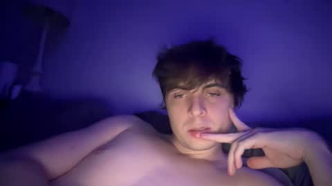 Snapshot of imfittwink22 chatting on November 2, 2025, 9:44 am imfittwink22 online show from November 2, 2025, 9:44 am