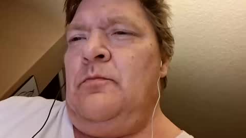 Iminyourroom online show from April 3, 2026, 11:30 am