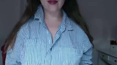 Snapshot of immouss chatting on February 25, 2025, 10:39 pm Pola online show from February 25, 2025, 10:39 pm