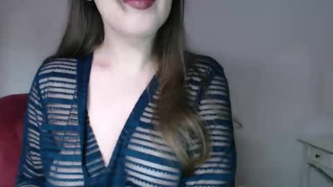 Snapshot of immouss chatting on February 26, 2025, 10:09 pm Pola online show from February 26, 2025, 10:09 pm