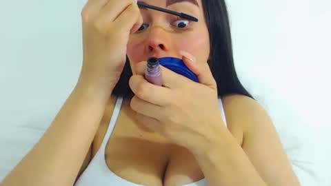 imsweetlips online show from May 24, 2026, 7:52 pm