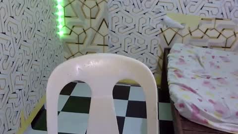 Im sad because im lonely wish help me here online show from March 14, 2026, 4:29 am