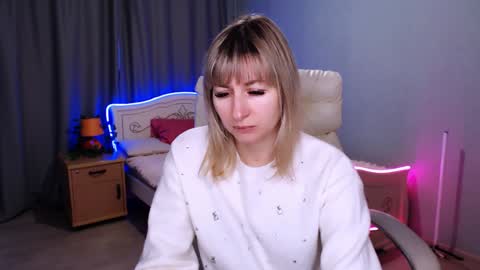 incredible_ariela online show from December 8, 2024, 10:41 am