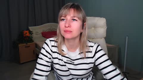 incredible_ariela online show from December 22, 2024, 11:54 am