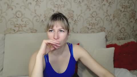 incredible_ariela online show from December 25, 2024, 8:07 am