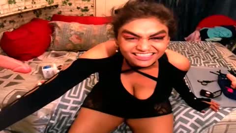 indian_blaze00 online show from January 15, 2025, 6:29 pm