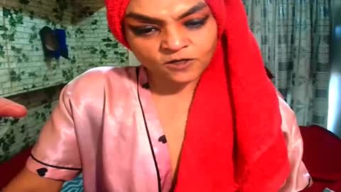 indian_blaze00 online show from February 3, 2025, 3:38 pm