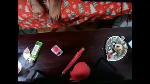 Candy cat online show from December 2, 2024, 11:23 am