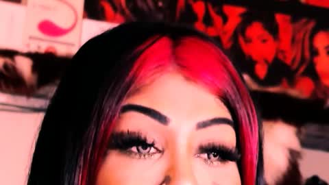 Bella Ambrosia online show from November 10, 2025, 7:02 pm