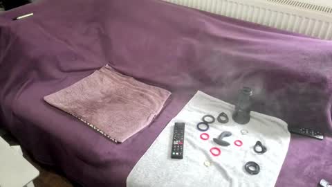 indian_exhibitionist online show from September 28, 2025, 1:27 pm