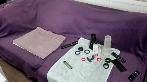 indian_exhibitionist online show from October 4, 2025, 8:51 pm