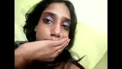 Snapshot of indian_succubus chatting on October 27, 2025, 12:04 am Perky baby online show from October 27, 2025, 12:04 am
