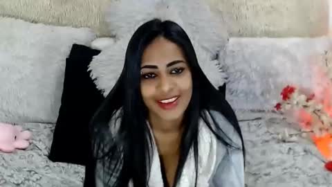 Jazmin online show from October 3, 2025, 9:34 pm