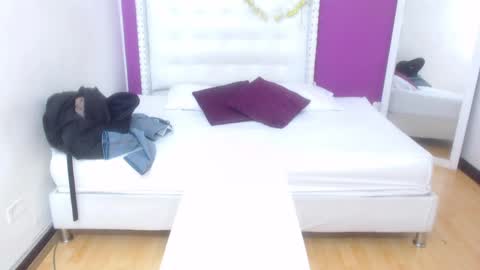 Snapshot of indian_whore18 chatting on March 10, 2025, 10:55 pm indian_whore18 online show from March 10, 2025, 10:55 pm