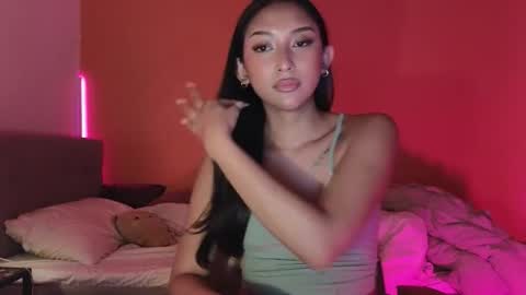 Snapshot of indiana_rouge chatting on October 17, 2025, 12:08 pm Indiana Rouge online show from October 17, 2025, 12:08 pm