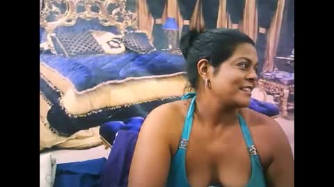 Snapshot of indiancherrypie chatting on December 3, 2025, 11:19 am indiancherrypie online show from December 3, 2025, 11:19 am