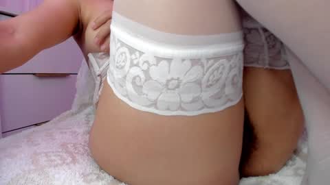 Snapshot of indiancutie_ chatting on December 27, 2024, 11:10 pm MIA online show from December 27, 2024, 11:10 pm