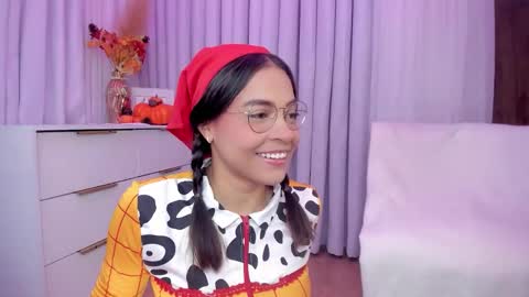 Snapshot of indiancutie_ chatting on October 4, 2025, 1:31 pm MIA online show from October 4, 2025, 1:31 pm